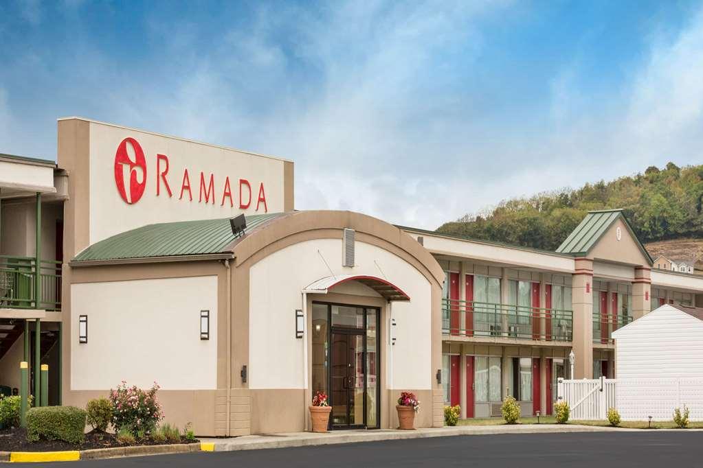 Ramada By Wyndham Harrisonburg Motel Exterior photo